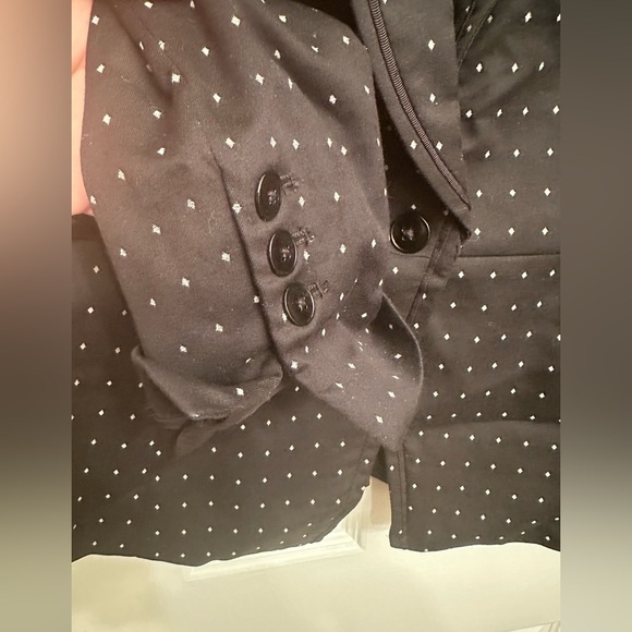 White House black market jacket with diamond pattern - Picture 6 of 11